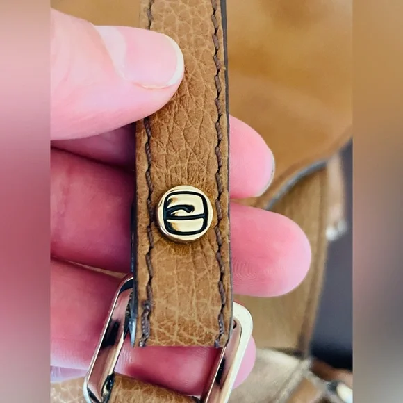 Gianni Chiarini Brown Gold Leather, with Tassels Soft And Supple Purse In EUC - Picture 5 of 15